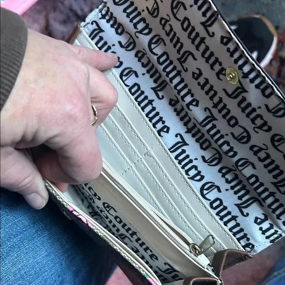 Juicy Couture Brown and Pink Floral Wallet - Picture 2 of 5